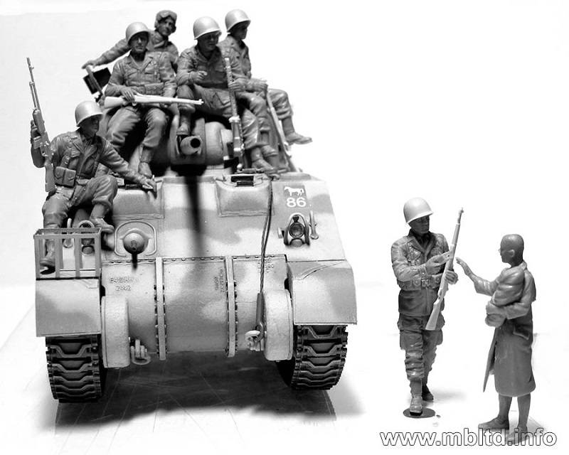 The 101th light company US Paratroopers & British Tankman – Image 2
