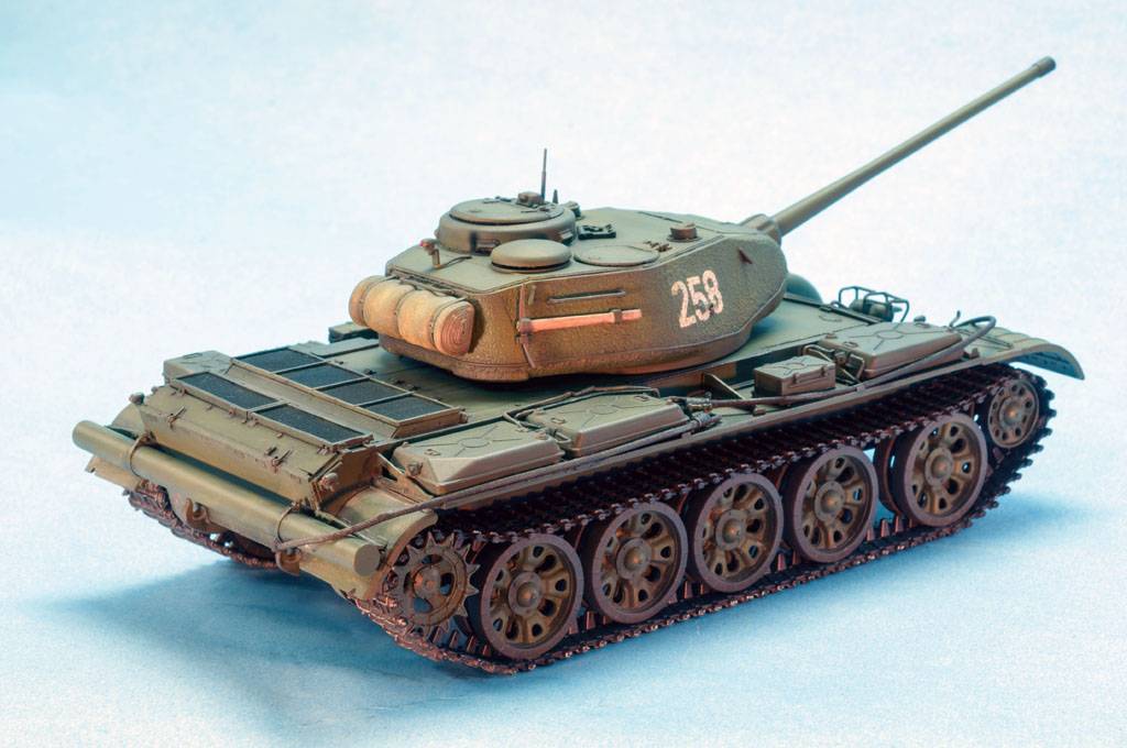 T-44M SOVIET MEDIUM TANK – Image 4