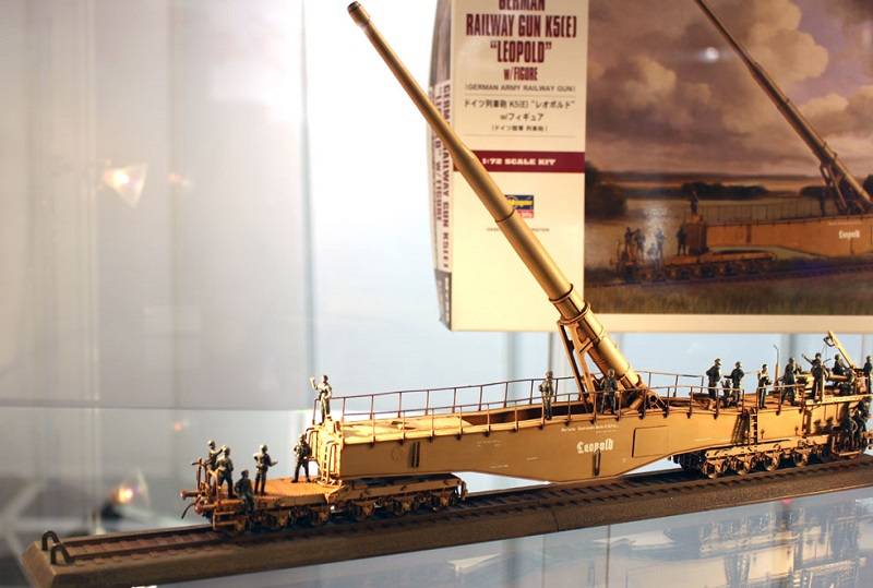German Railway Gun K5(E) Leopold w/Figure – Image 2