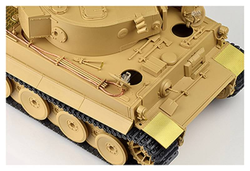 Tiger I Pz.Kpfw.VI Aust.E Sd.Kfz.181 Initial Production, early 1943 North African Front/Tunisia – Image 5