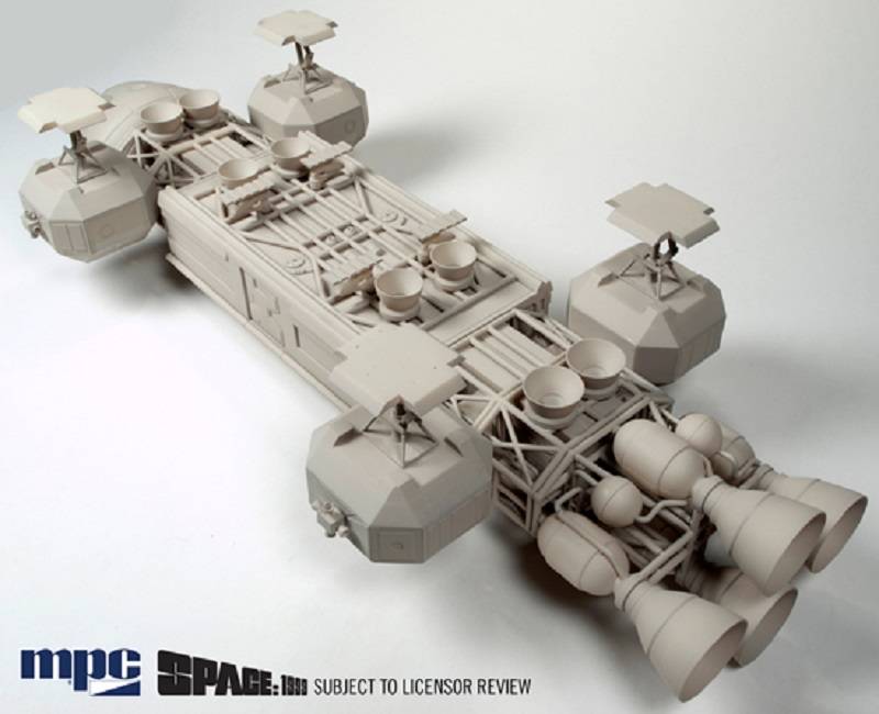 Space 1999 Eagle I 55 cm – Image 9