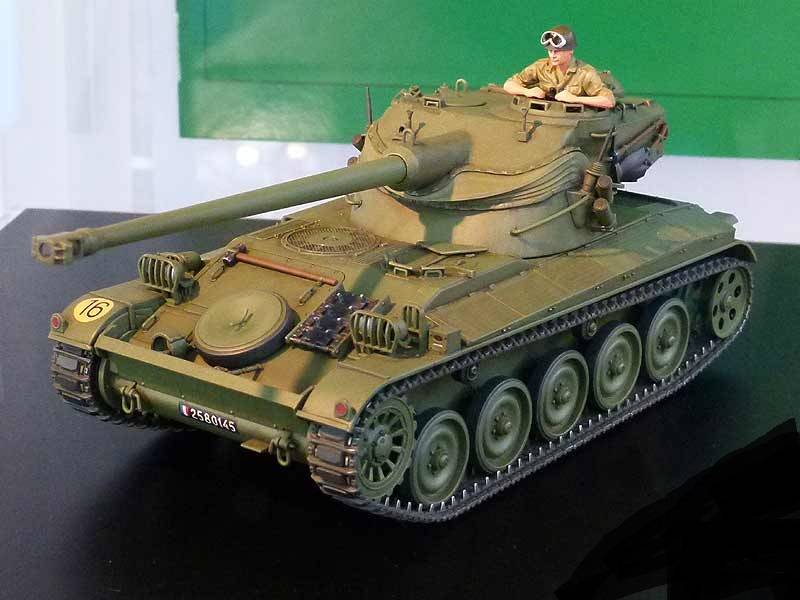 French Light Tank AMX-13 – Image 7