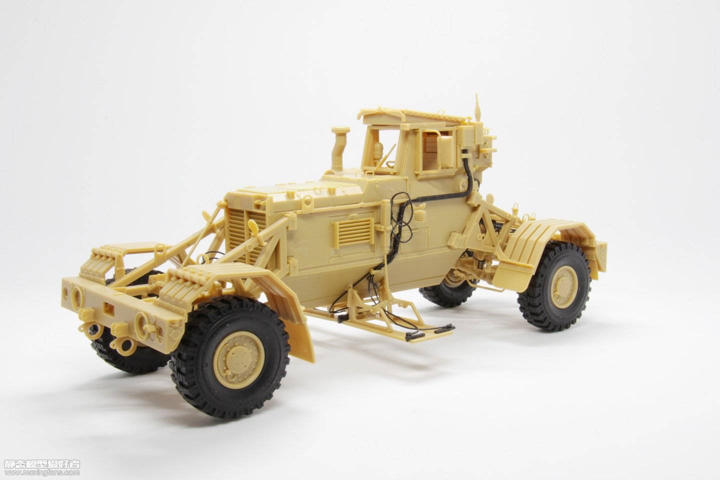 Husky Mk III Vehicle Mounted Mine Detector (VMMD) – Image 13