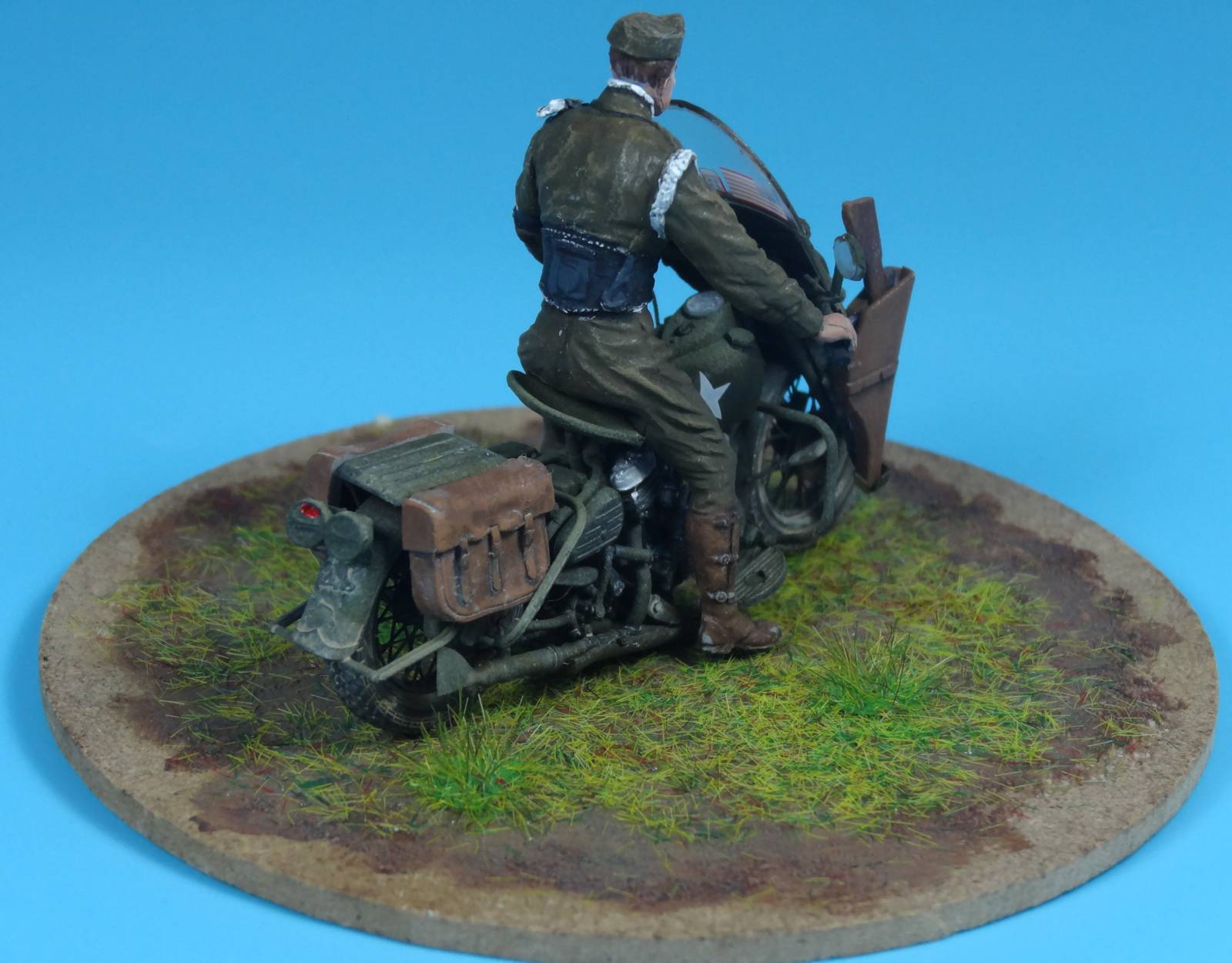 U.S. MILITARY POLICEMAN w/MOTORCYCLE – Image 19