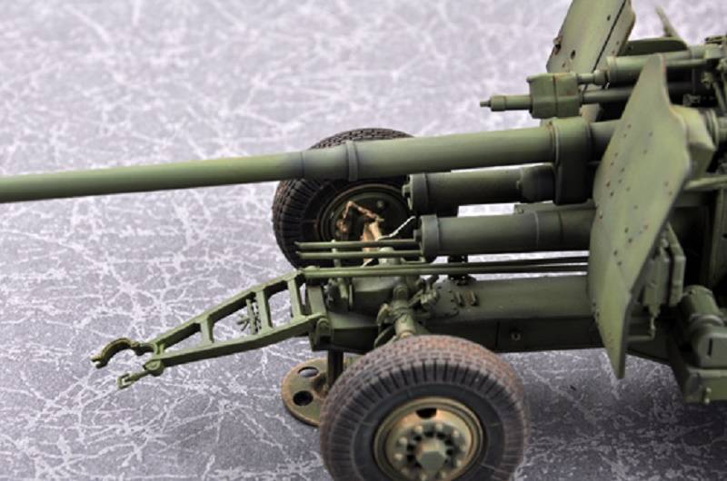 Soviet 100mm Air Defense Gun KS-19M2 – Image 3
