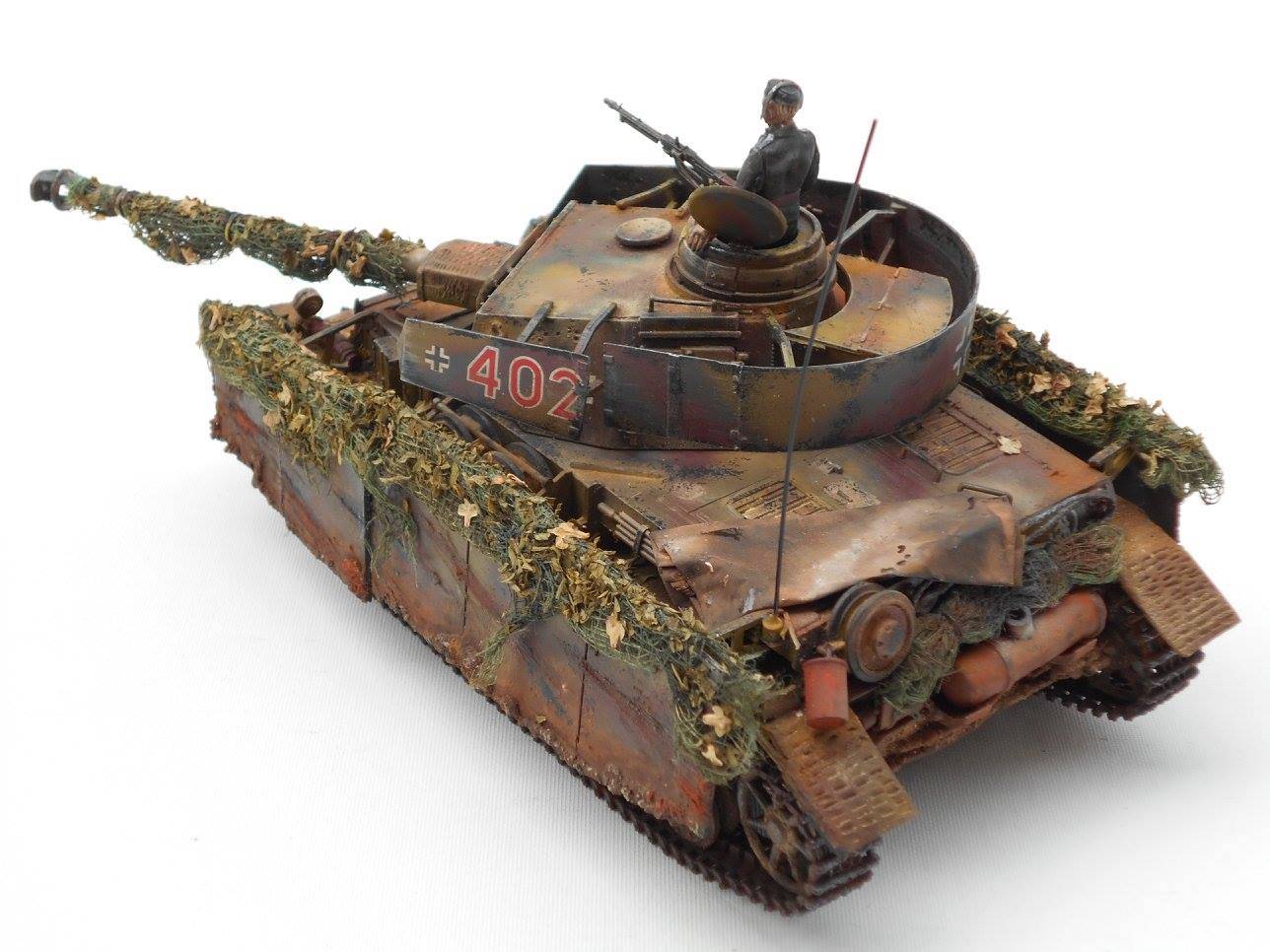 Panzer IV Ausf. H with Armor – Image 3