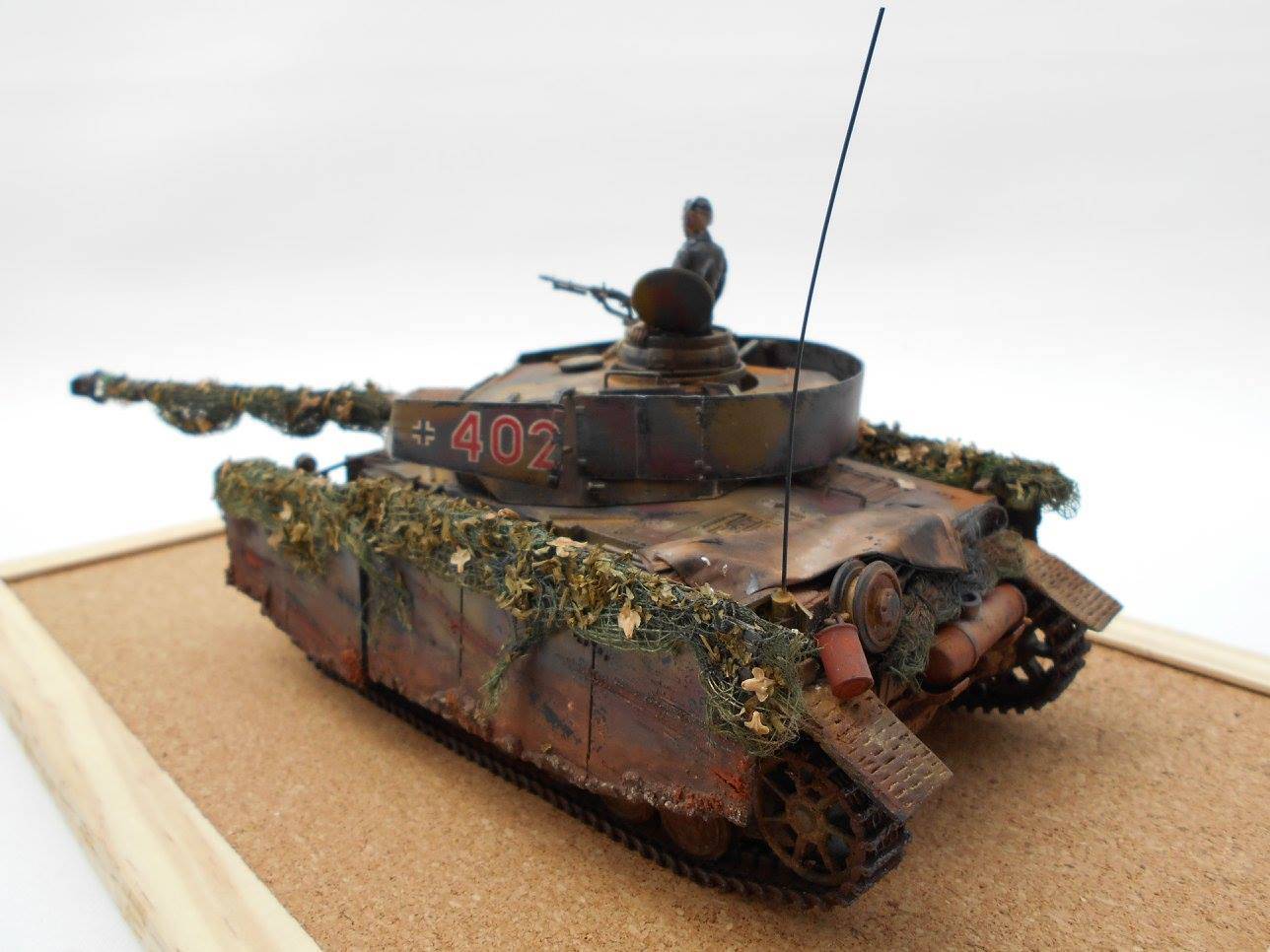 Panzer IV Ausf. H with Armor – Image 6