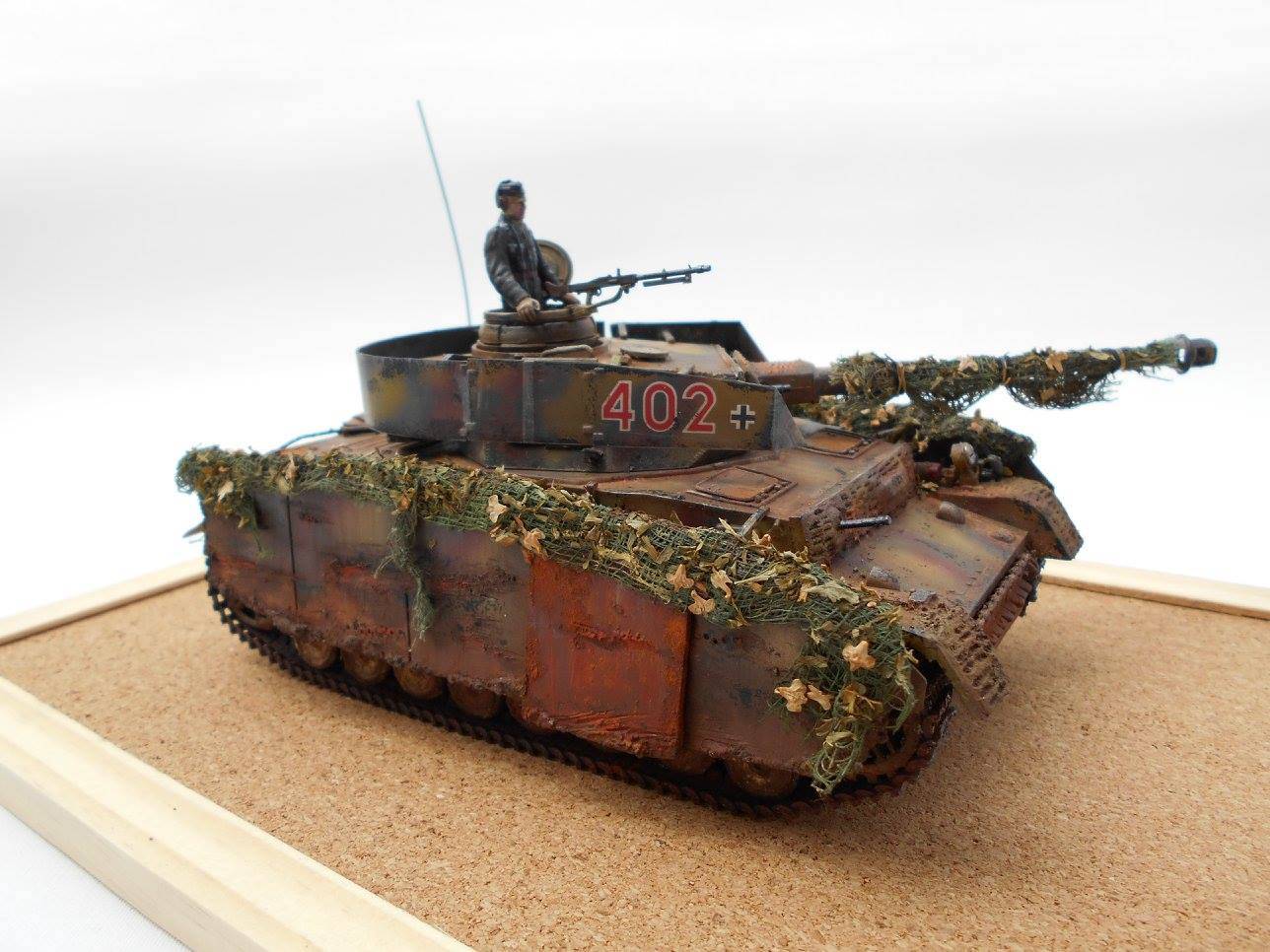 Panzer IV Ausf. H with Armor – Image 9