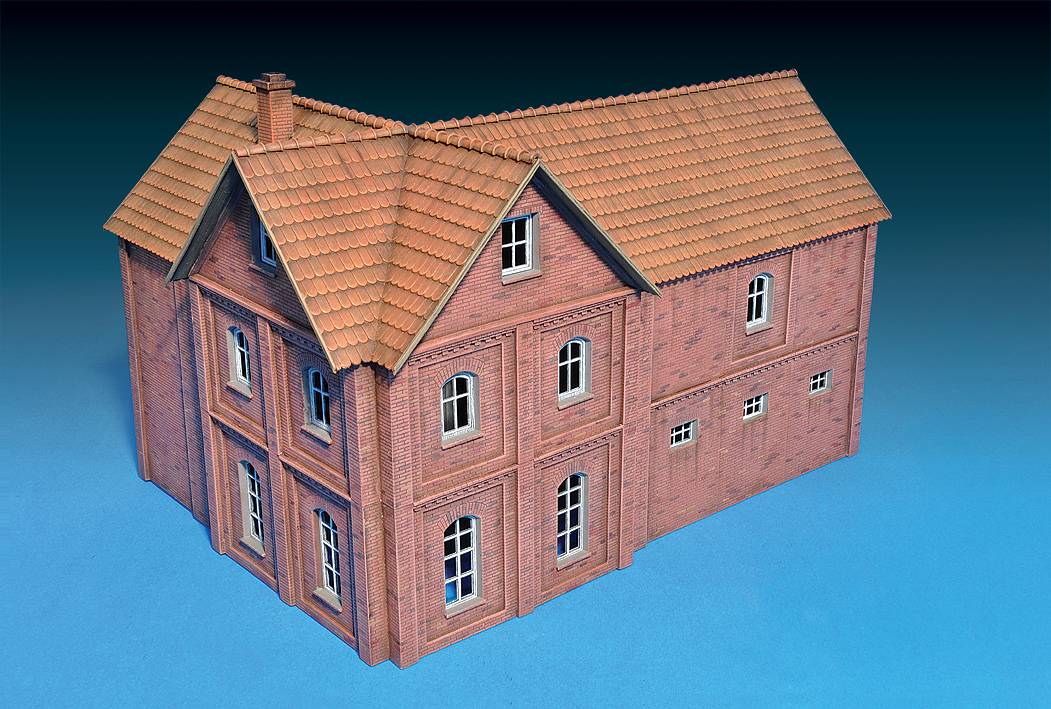 ADMINISTRATIVE BUILDING WITH WORKSHOP – Image 5