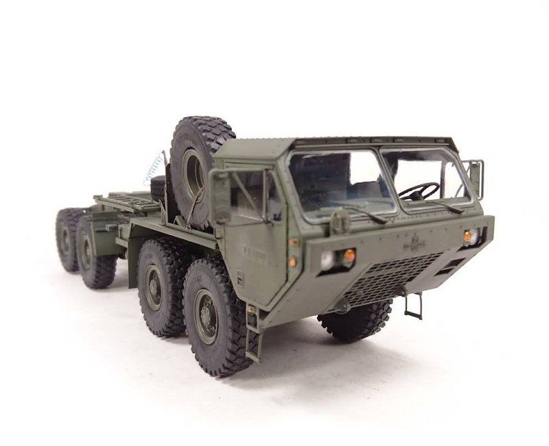 HEMTT M983 Tractor & M901 launching Station – Image 16