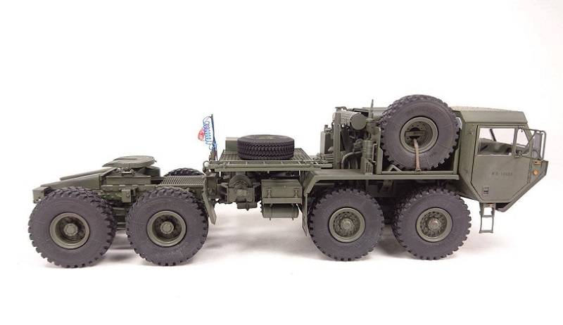 HEMTT M983 Tractor & M901 launching Station – Image 17