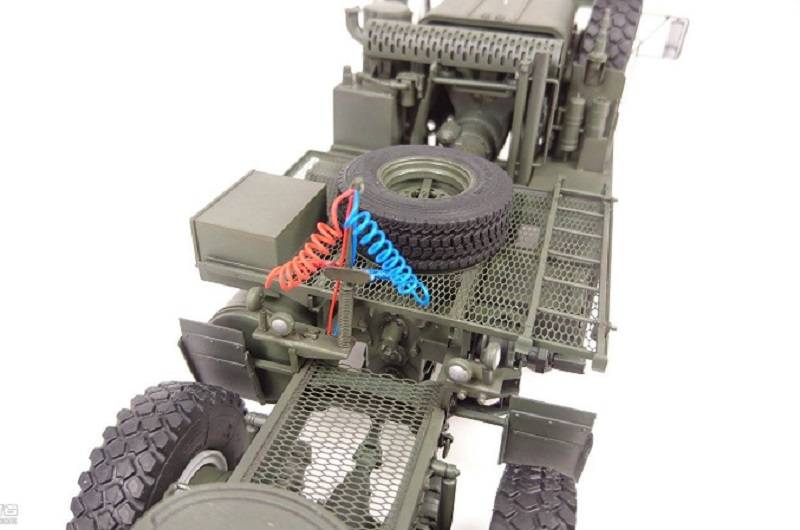 HEMTT M983 Tractor & M901 launching Station – Image 20