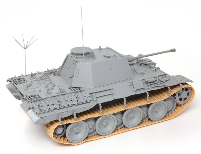 Pz.Beob.Wg.V Panther mit 5cm KwK.39 – Image 6