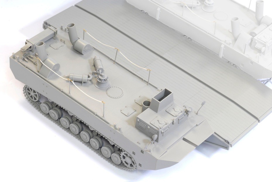 Panzerfähre Fährendeck mit Gepanzerter Landwasserschlepper Prototype Nr.II Smart Kit – Image 5