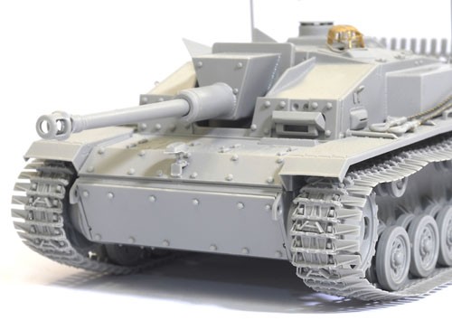 StuG.III Ausf.F/8 Late Production w/winter track – Image 7