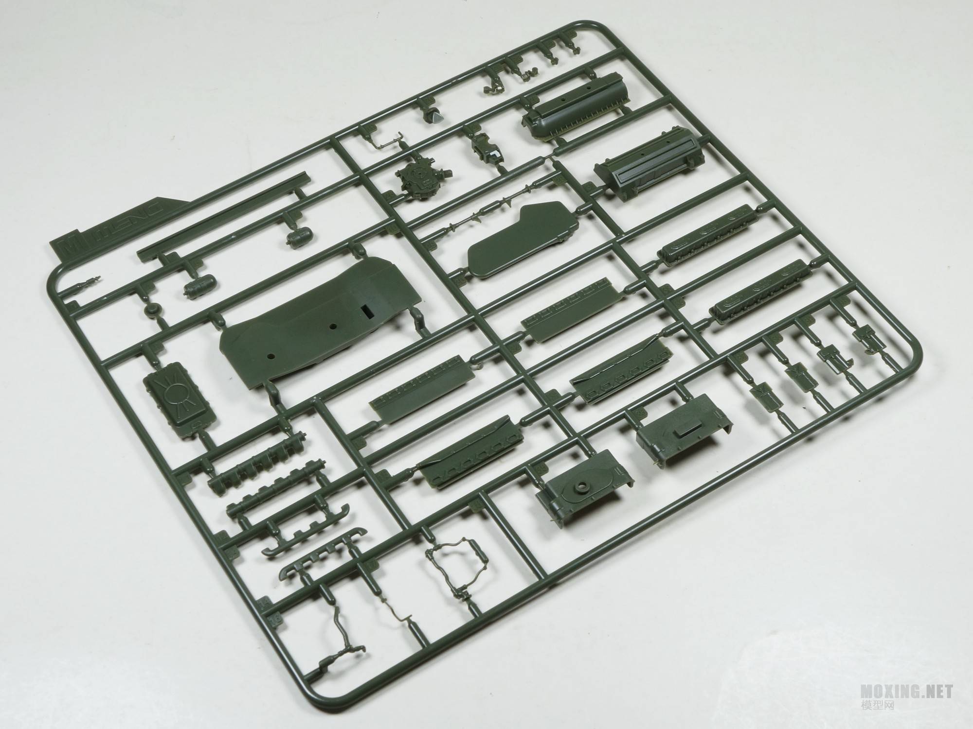 RUSSIAN V-84 TANK ENGINE (FOR TS-014 & TS-028 AND ALL OTHER T-72 MODELS) – Image 4