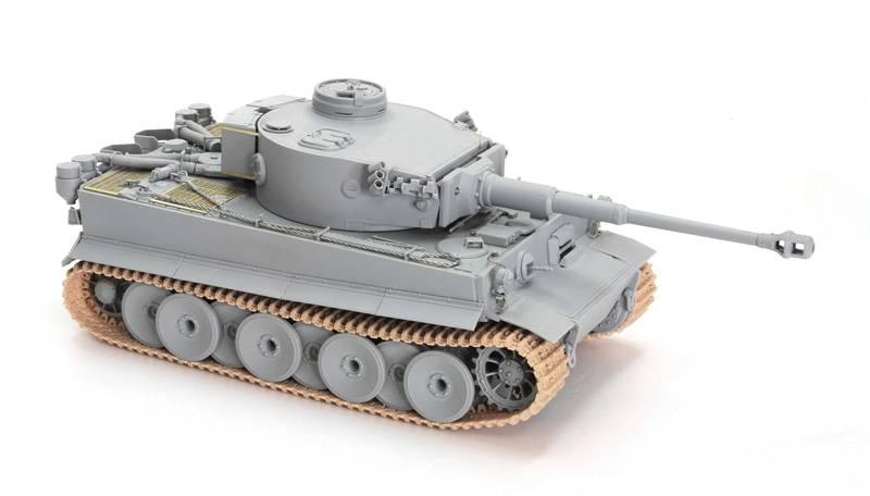 Pz.Kpfw.VI Ausf.E Sd.Kfz 181 Tiger 1 “Tunisian Initial” s.Pz.Abt.501 and Pz.Rgt.7 Tunisia 1942-43 – Image 5
