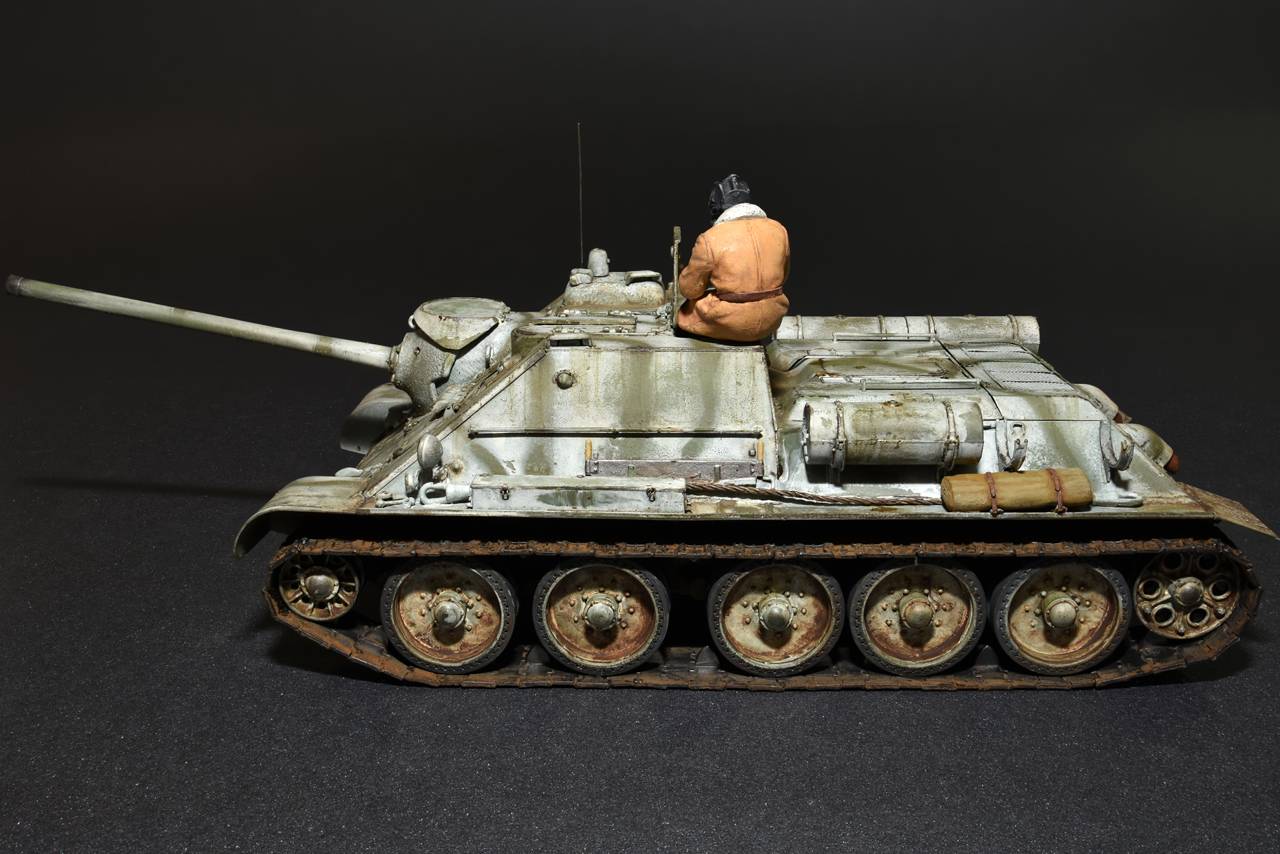 SU-85 SOVIET SPG Mod. 1943 w/CREW (Early Production) – Image 3