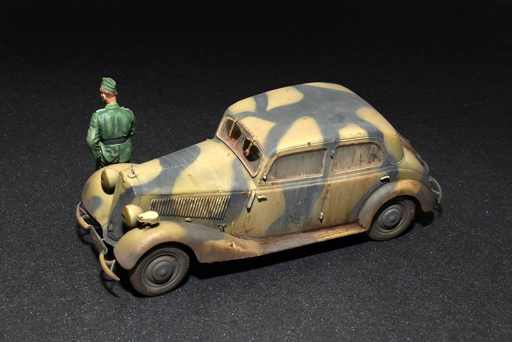 Personenwagen TYP 170V SALOON – Image 4