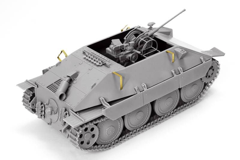 Bergepanzer 38(t) HETZER mit 2cm FlaK 38 – Image 9