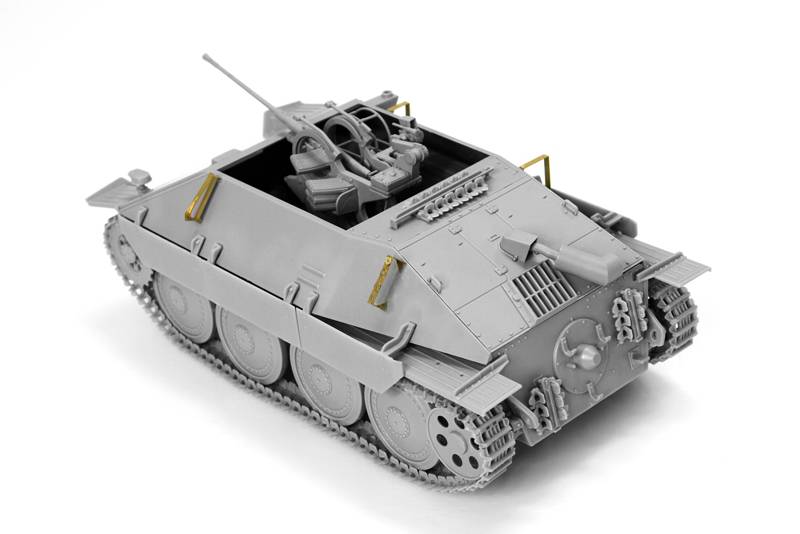Bergepanzer 38(t) HETZER mit 2cm FlaK 38 – Image 11