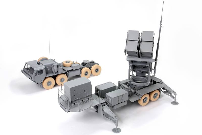 MIM-104B (PAC-1) Patriot SAM System With M983 HEMTT – Image 3