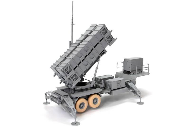 MIM-104B (PAC-1) Patriot SAM System With M983 HEMTT – Image 5