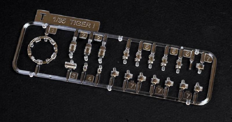 Tiger I Gruppe Fehrmann April 1945 Northern Germany – Image 6