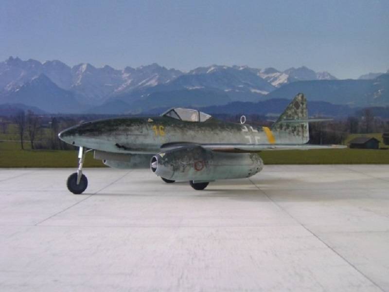 Me 262 A-1a Kanonenvogel/Aufklär – Image 3