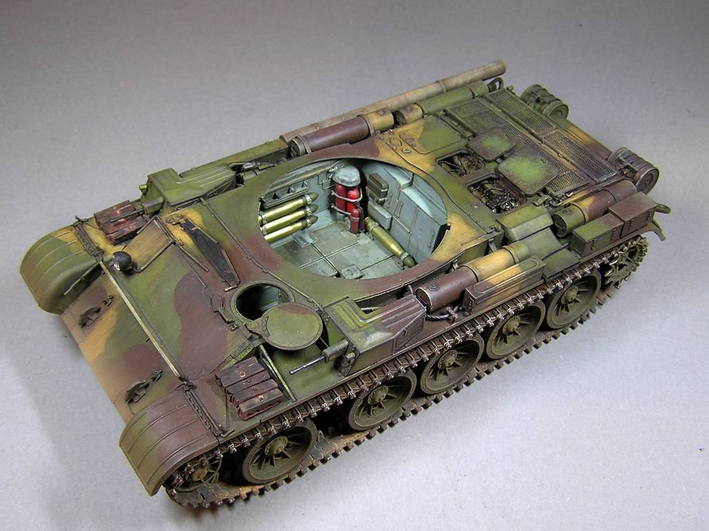 T-54-1 SOVIET MEDIUM TANK Interior kit – Image 12