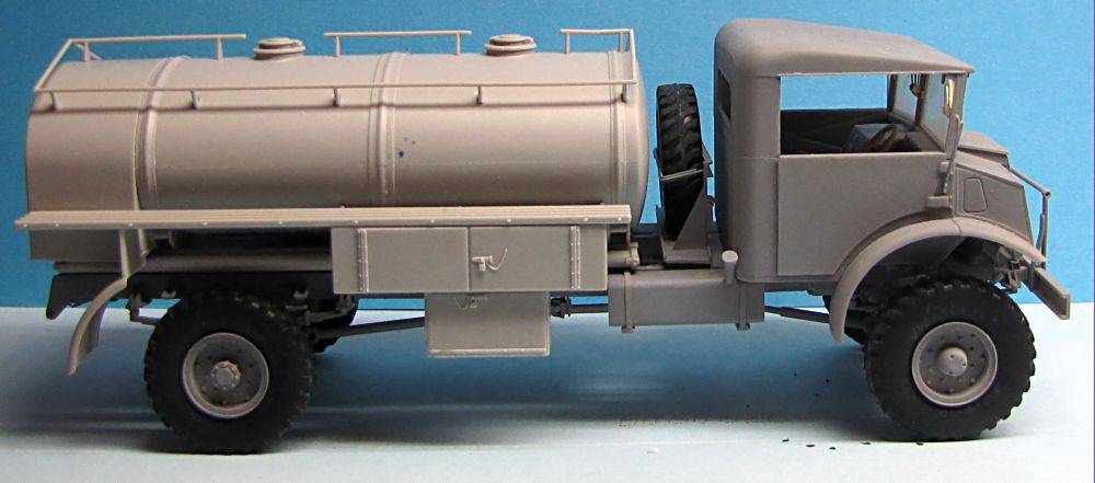 CMP C60L Petrol Tank Truck Cab13 – Image 4