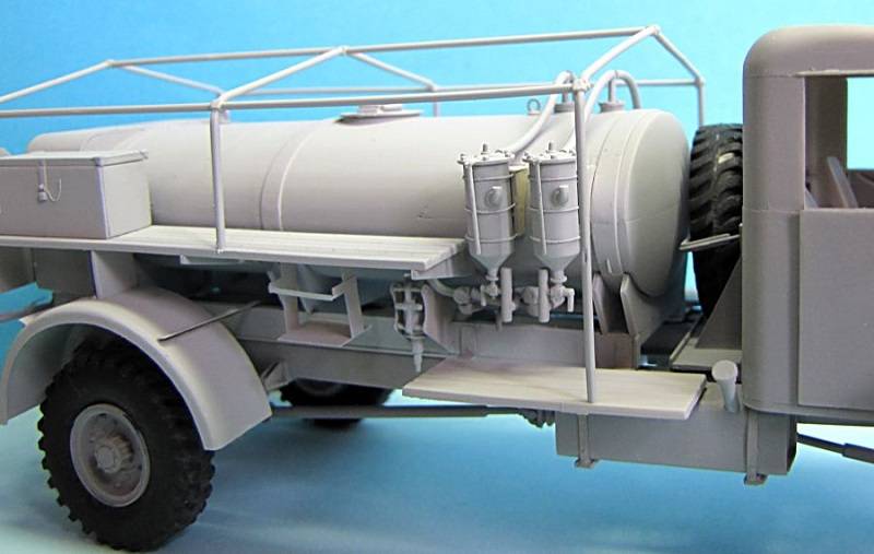 CMP C60L Water truck Cab13 – Image 3