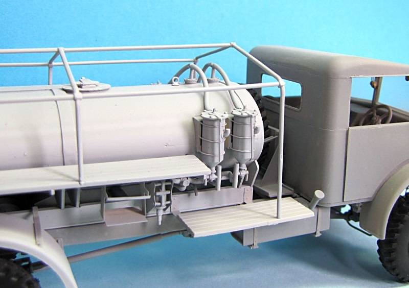 CMP C60L Water truck Cab13 – Image 4