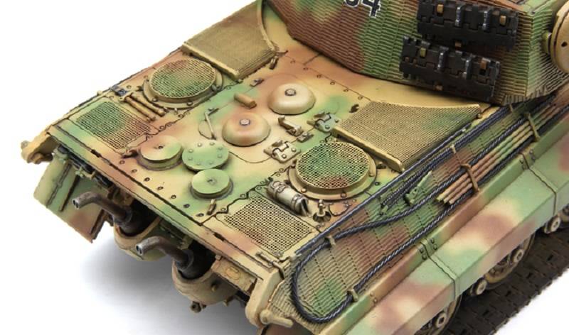 German Heavy Tank Sd.Kfz.182 King Tiger (Henschel Turret) – Image 5