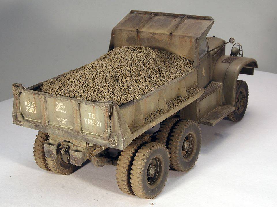 US Diamond T 972 Dump Truck – Image 5