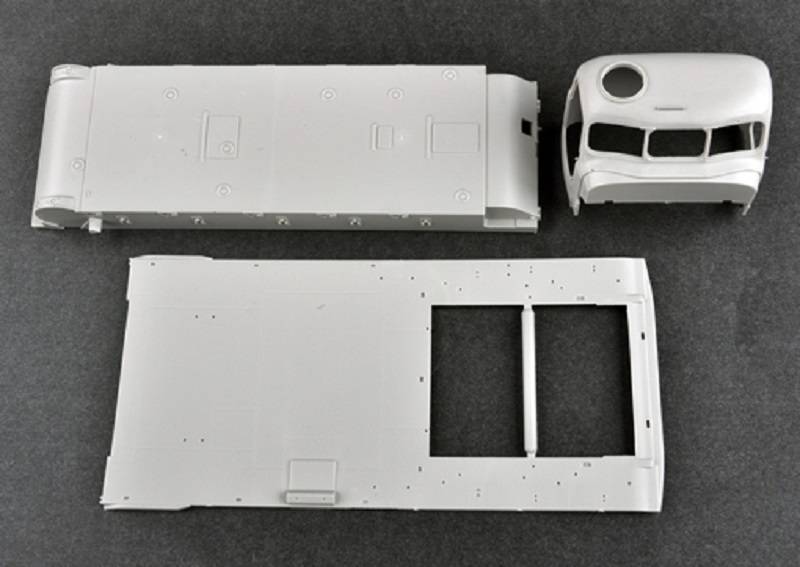 AT-T Artillery Prime Mover – Image 7