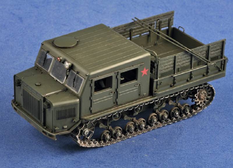 Russian AT-S Tractor – Image 5