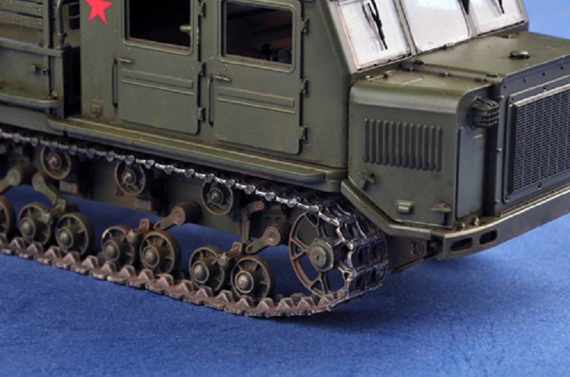 Russian AT-S Tractor – Image 2