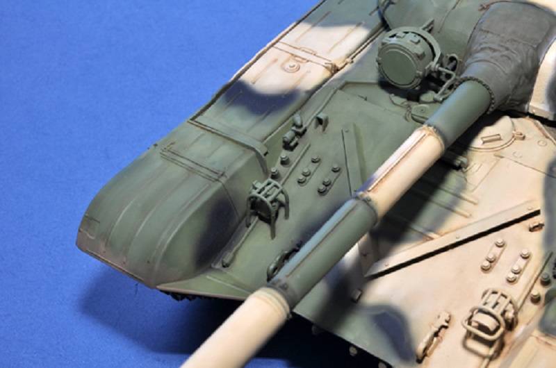 RUSSIAN T-72B MBTP – Image 11