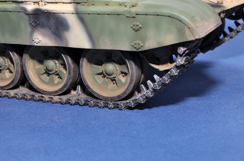 RUSSIAN T-72B MBTP – Image 15