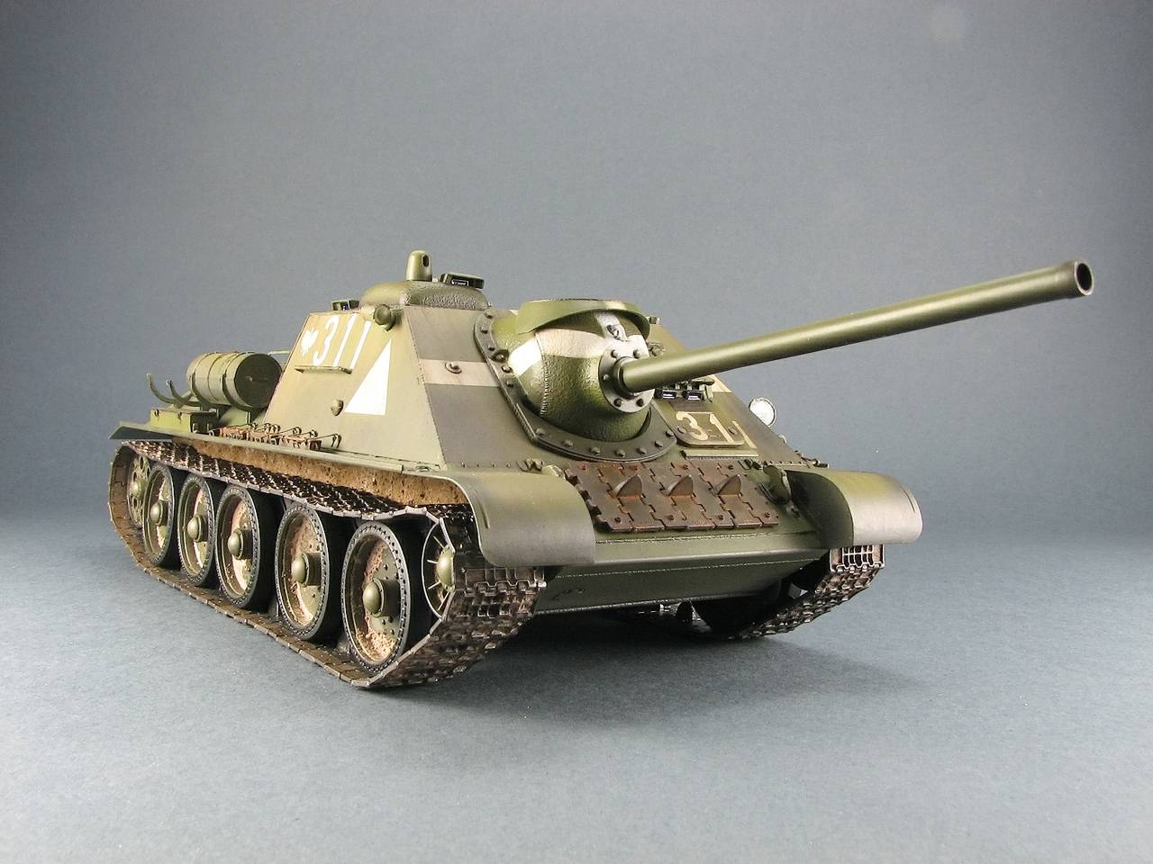 SU-85 SOVIET SELF-PROPELLED GUN MOD.1944 EARLY PRODUCTION. INTERIOR KIT – Image 3