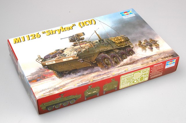 US LIGHT ARMORED VEHICLE "STRYKER" 2004 – Image 2