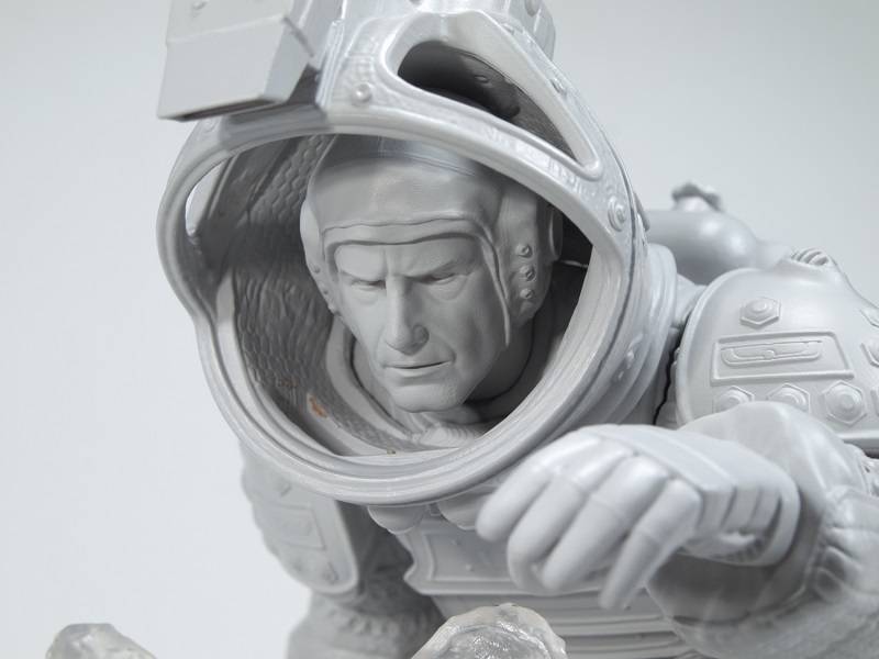 Alien Executive Officer Kane Figure – Image 3