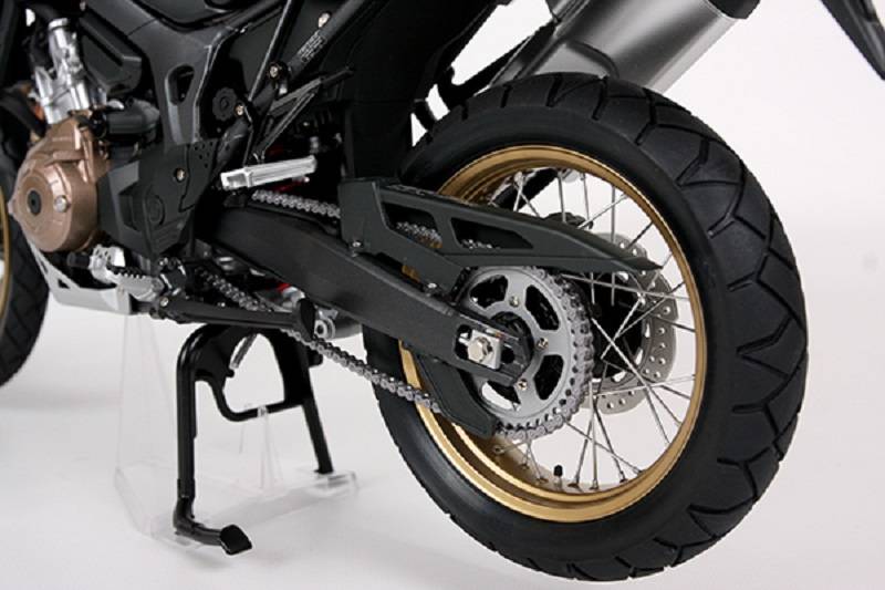 HONDA CRF 1000L Africa Twin – Image 10