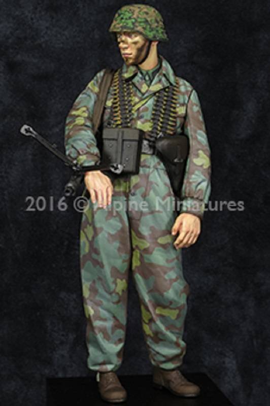MG Gunner 12 SS Panzer Division "HJ" – Image 6