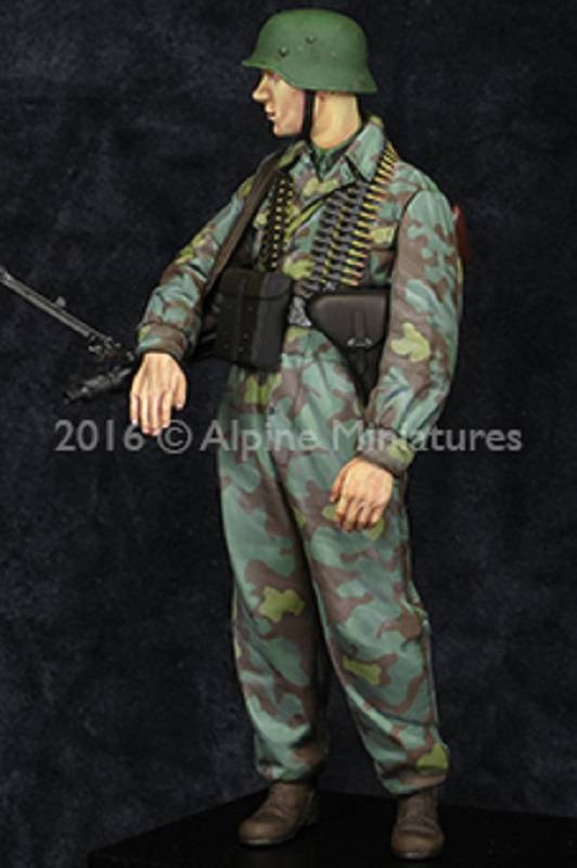 MG Gunner 12 SS Panzer Division "HJ" – Image 8
