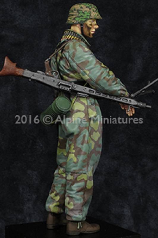 MG Gunner 12 SS Panzer Division "HJ" – Image 12
