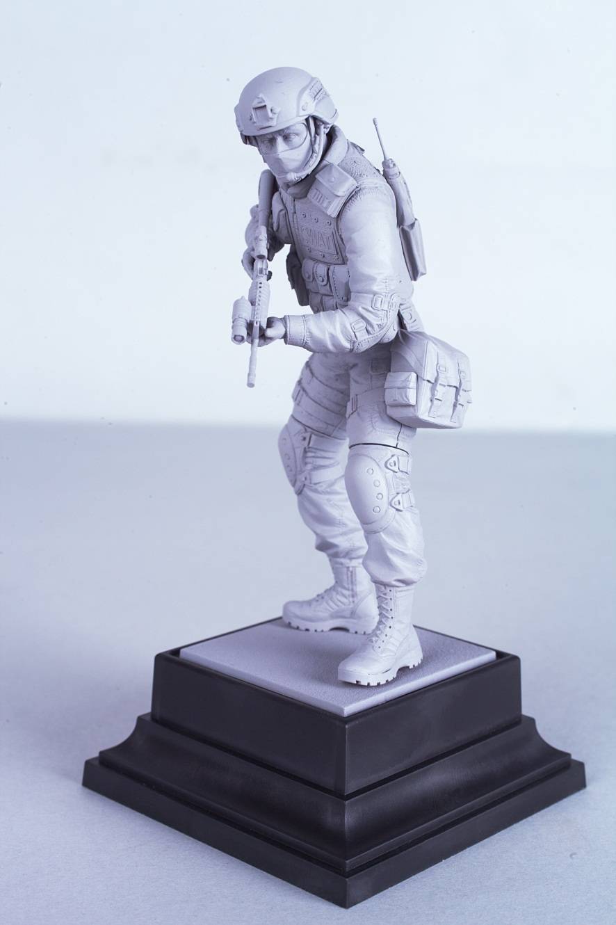 S.W.A.T. Team Leader – Image 4