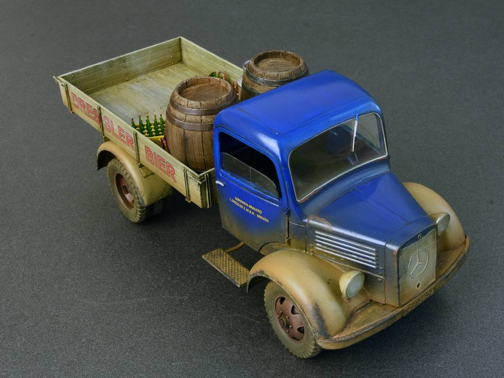 GERMAN CARGO TRUCK L1500S – Image 2
