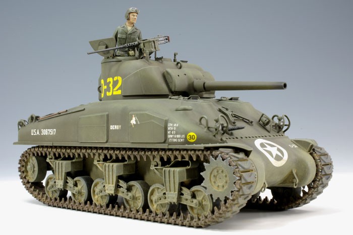 U.S. Medium Tank M4A1 Sherman (Late Production) – Image 6